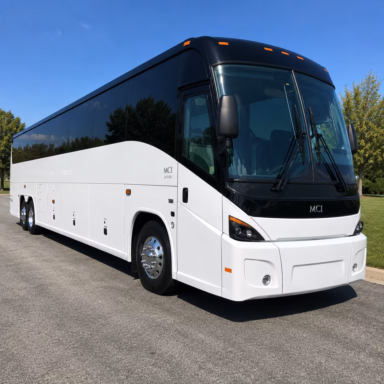 charter buses to michigan stadium and spartan stadium for college football