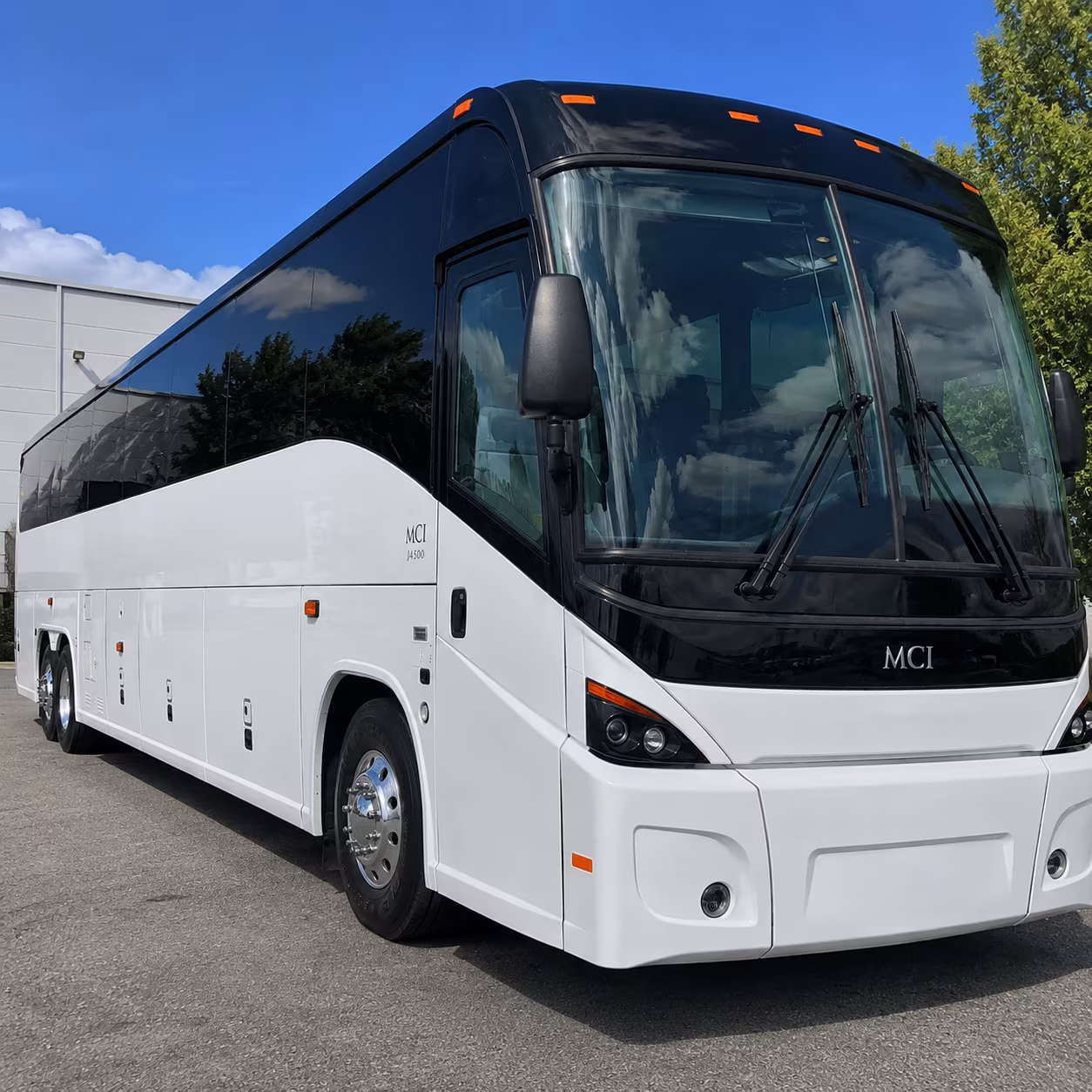 shuttle buses for detroit arsenal selfridge ang base and michigan national guard movements