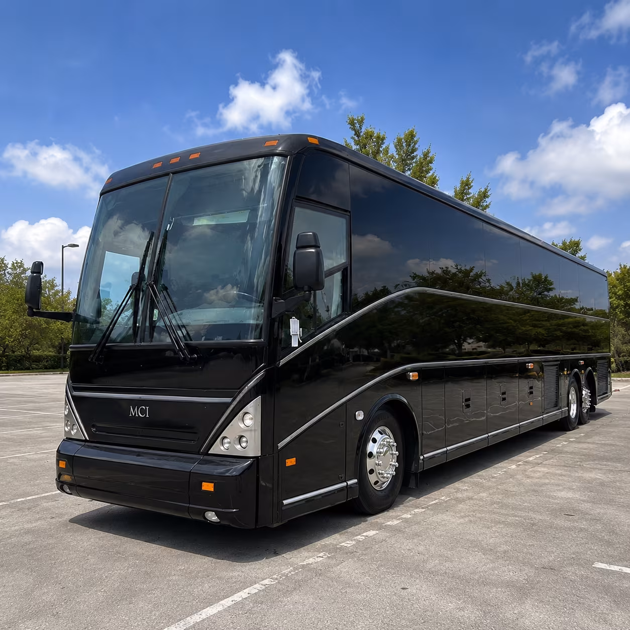 shuttle your guests between downtown hotels and detroit s most iconic waterfront venues